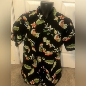 Men’s used size L large button front classic fit Vans Hawaiian style shirt Pre